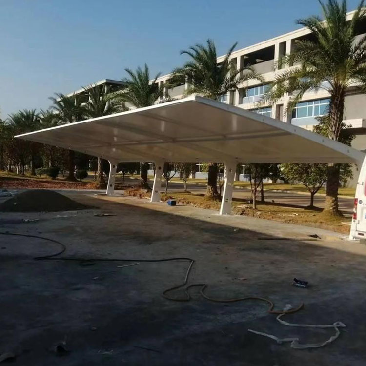 白银膜结构汽车棚